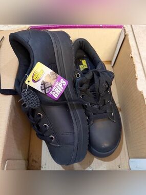 Shoes For Crews - the shoe that grips